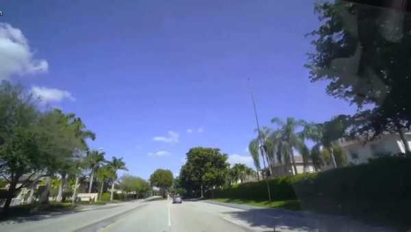 AI换脸佟丽娅网约车震！陌生乘客车内狂操人妻